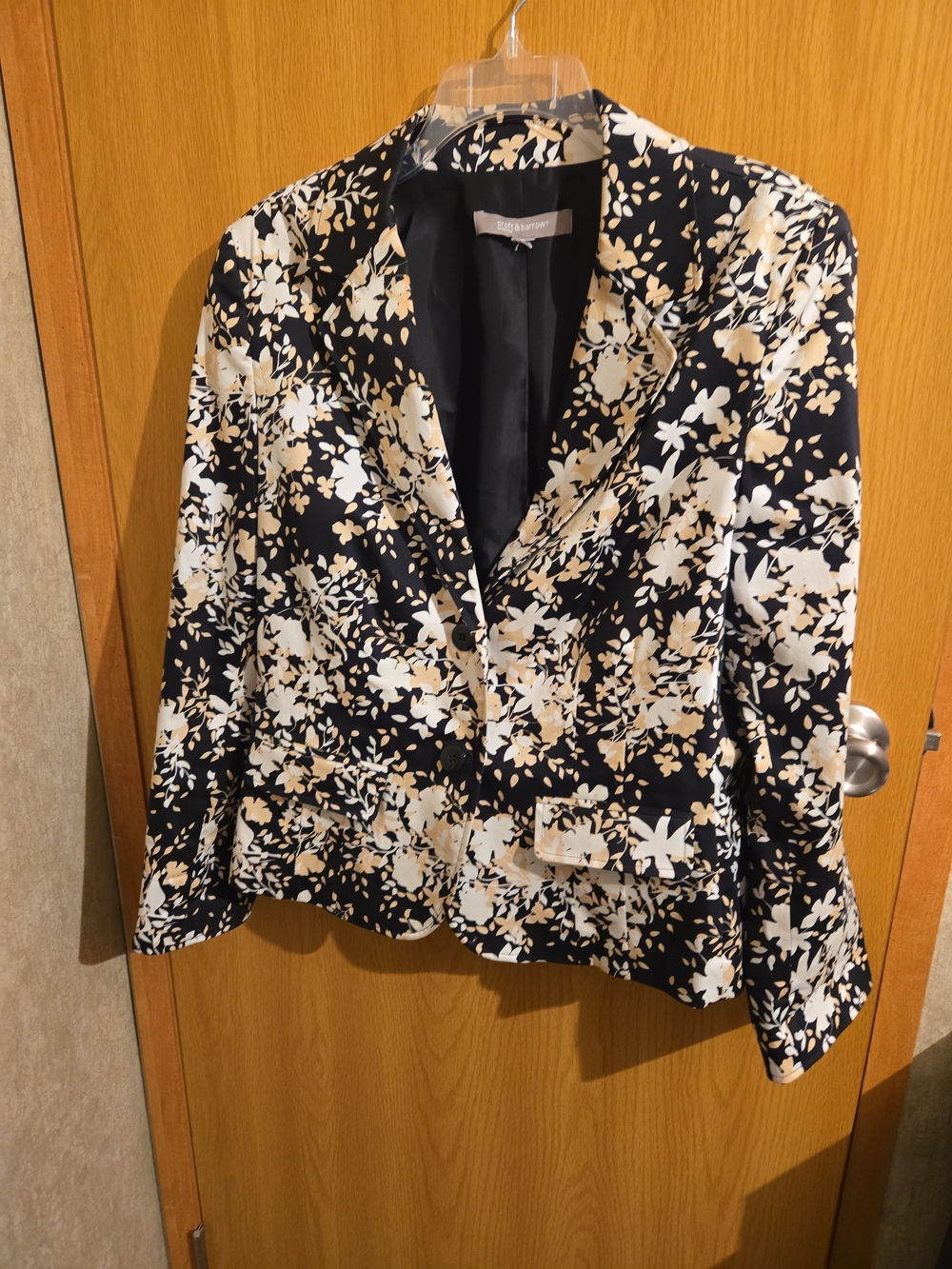 croft & barrow Navy and Cream Floral Blazer